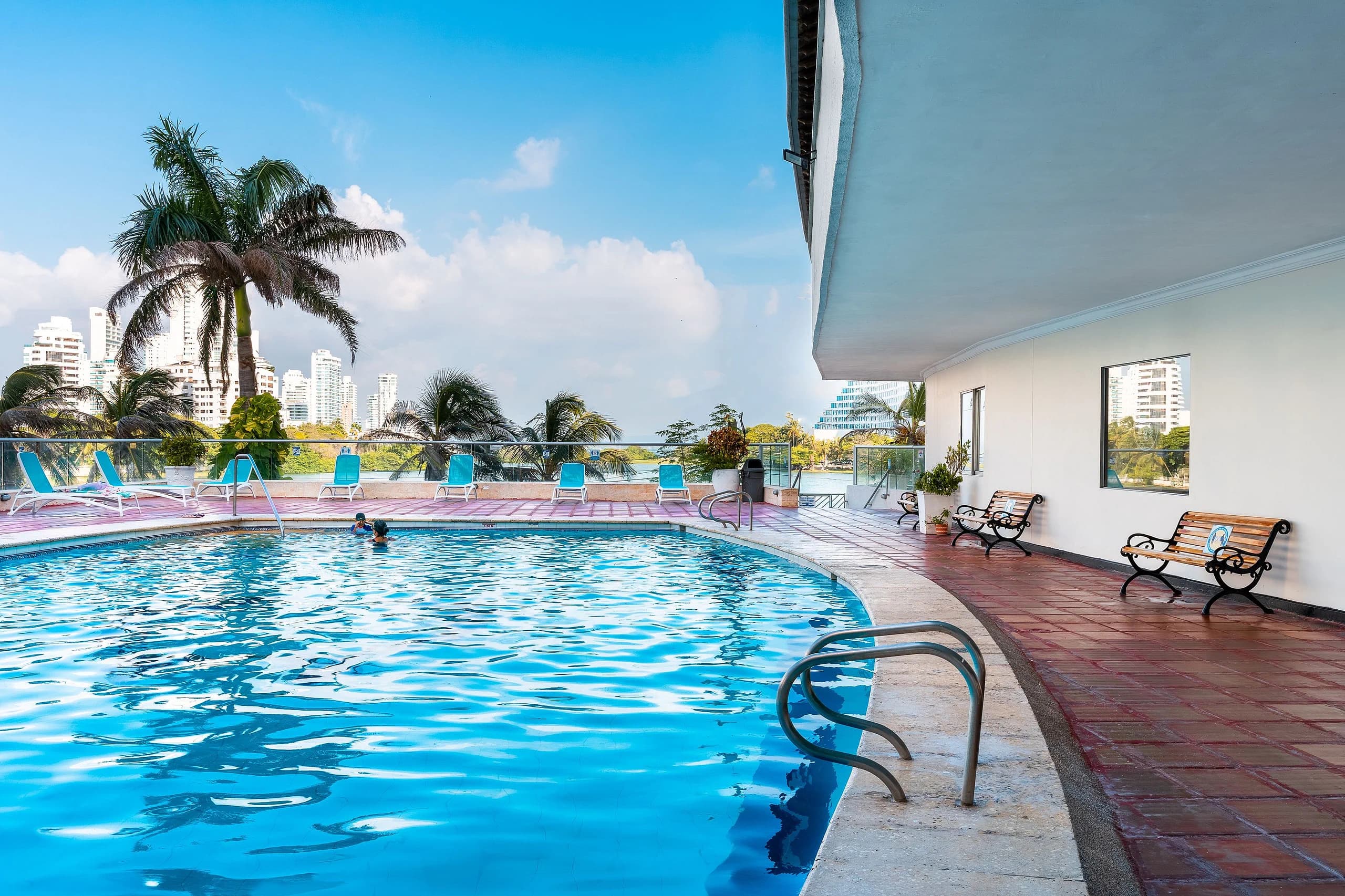 Imagen principal de 3 Carabelas x Ahead